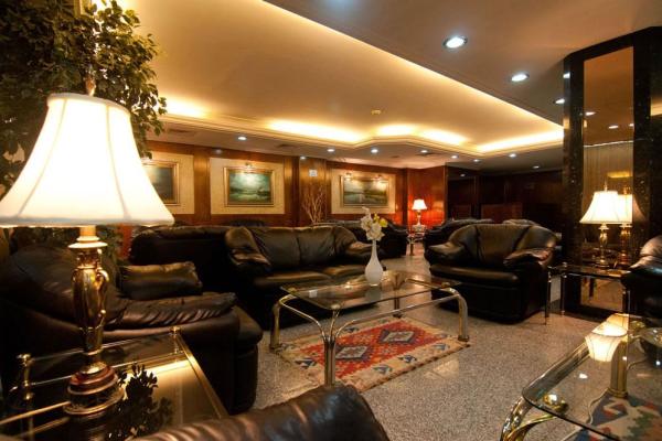 Grand Hilarium Hotel