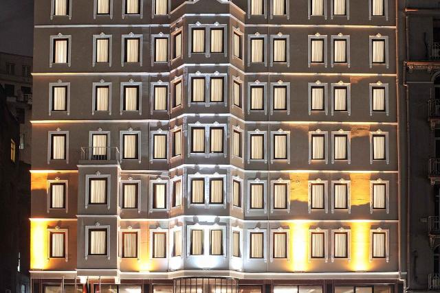 Grand Halic Hotel