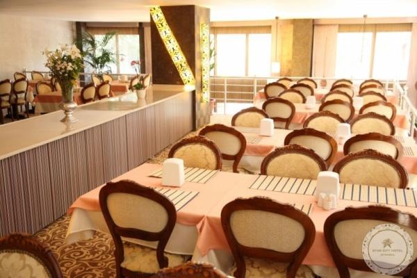 Star City Hotel