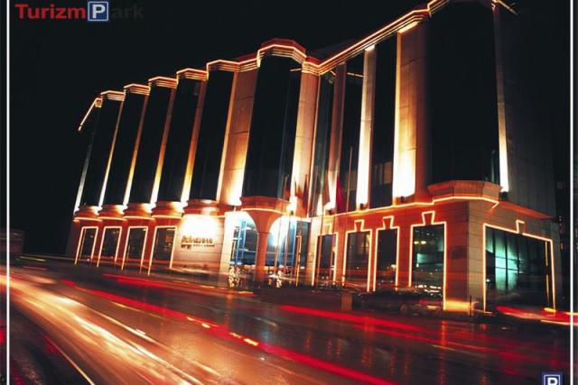 Euro Plaza Hotel