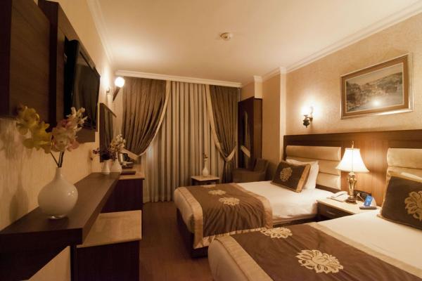 Grand Hilarium Hotel