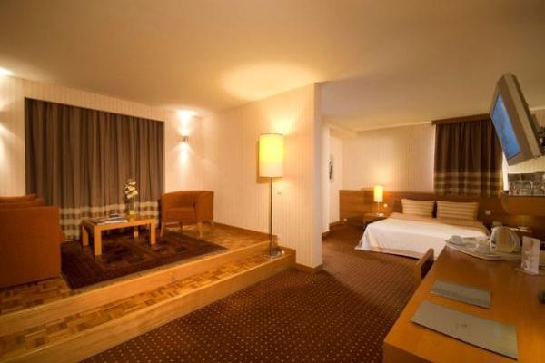 Mövenpick Hotel Istanbul Bosphorus