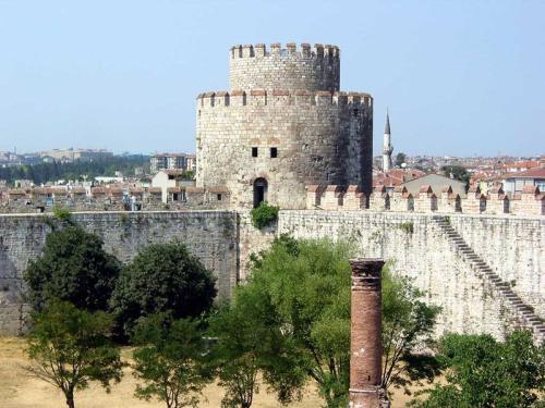 İstanbul Şehir Turu ve Boğaz Gezisi